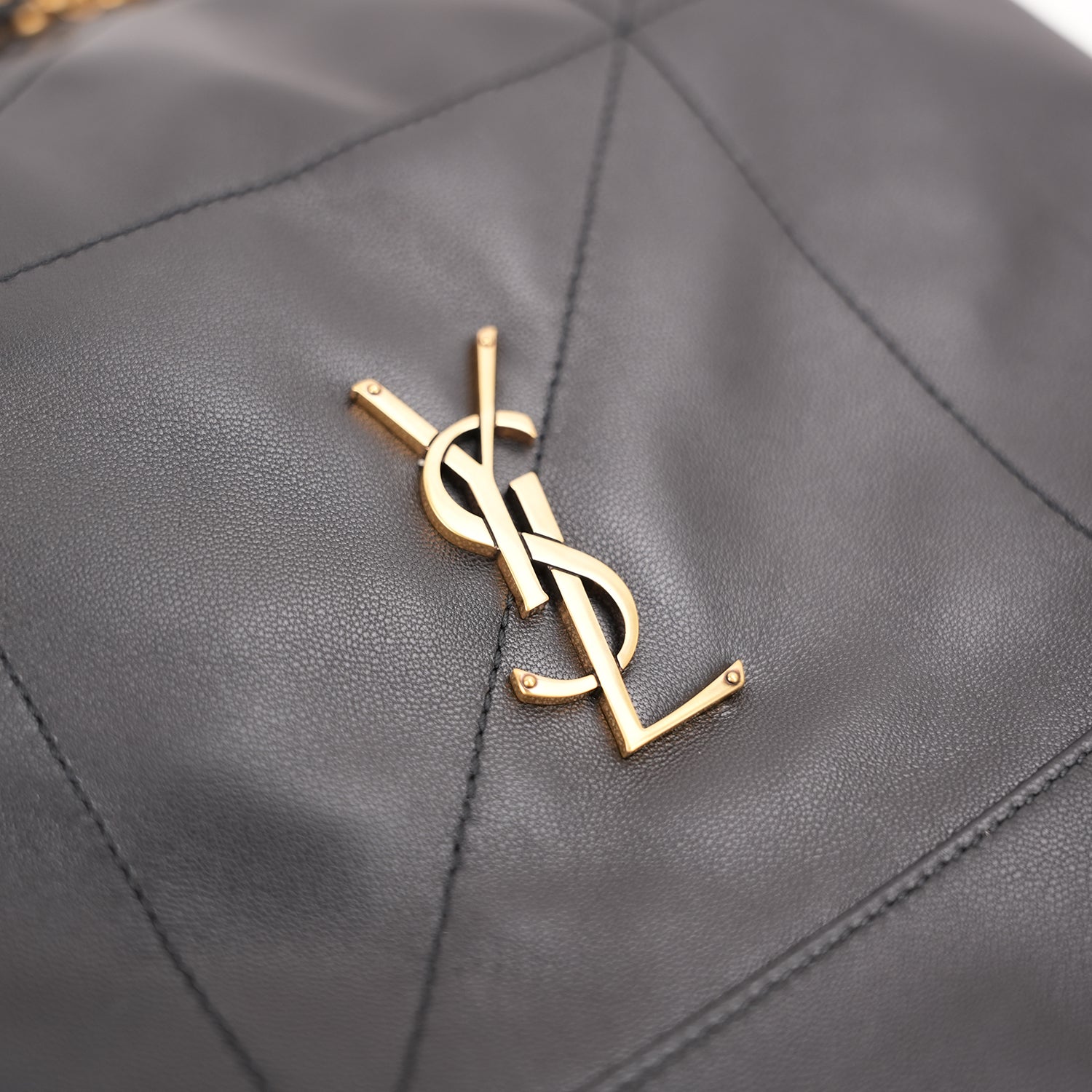 Saint Laurent Jamie 4.3 Shoulder Bag Black Quilted Grained Leather with Cassandre Logo