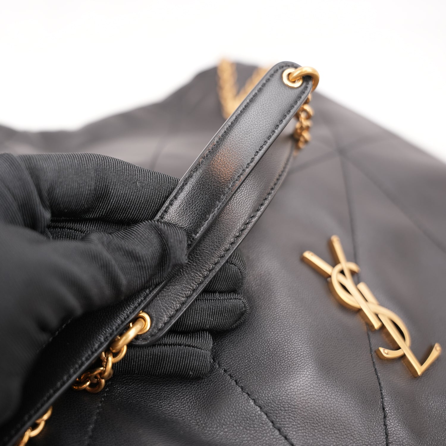 Saint Laurent Jamie 4.3 Shoulder Bag Black Quilted Grained Leather with Cassandre Logo