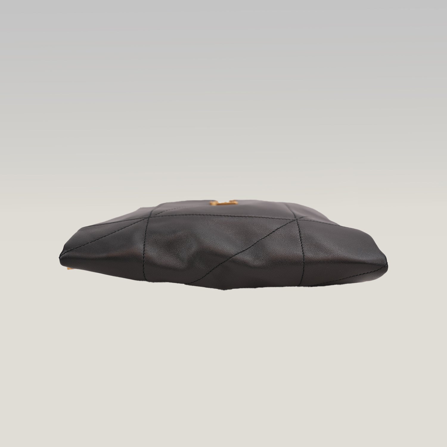 Saint Laurent Jamie 4.3 Shoulder Bag Black Quilted Grained Leather with Cassandre Logo