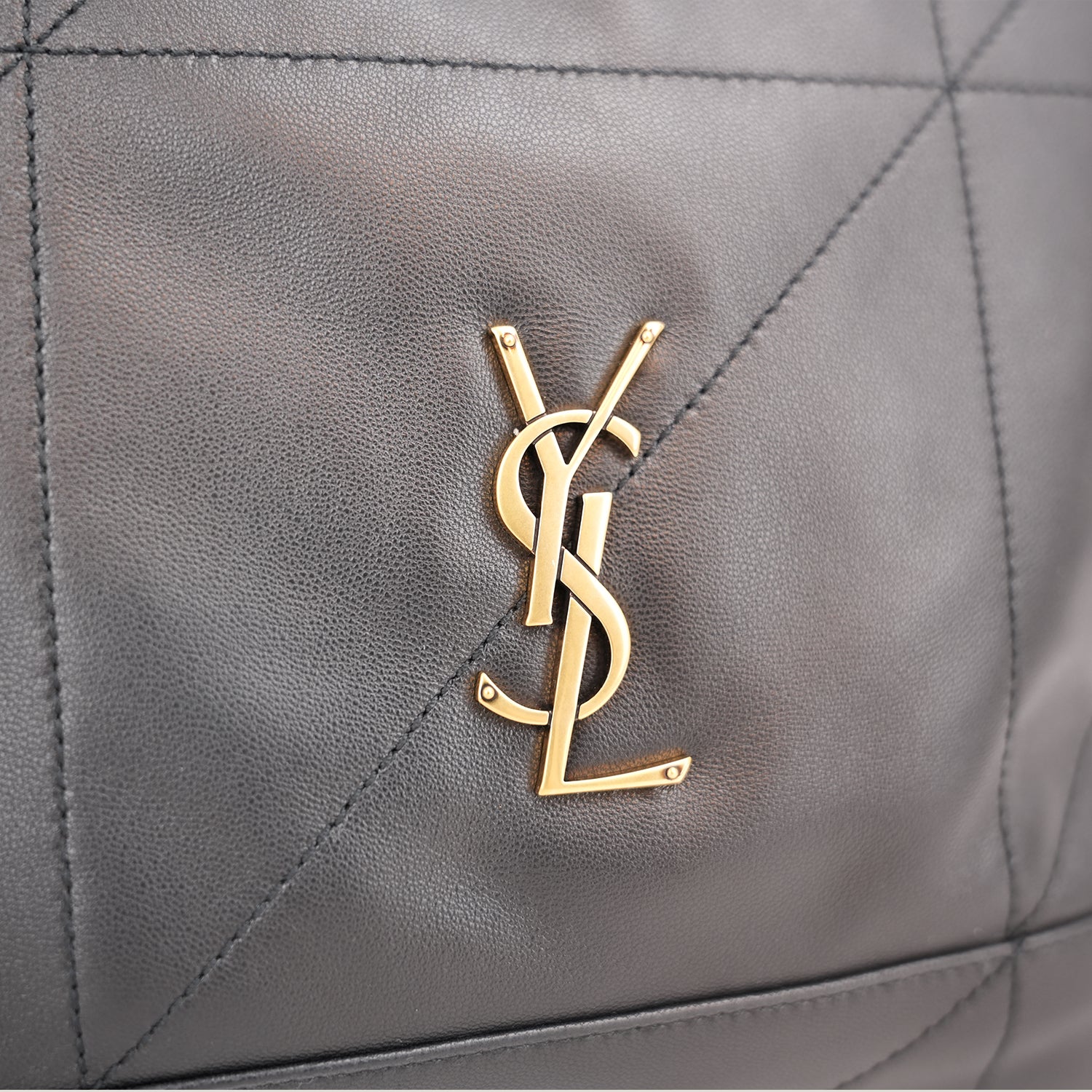 Saint Laurent Jamie 4.3 Shoulder Bag Black Quilted Grained Leather with Cassandre Logo