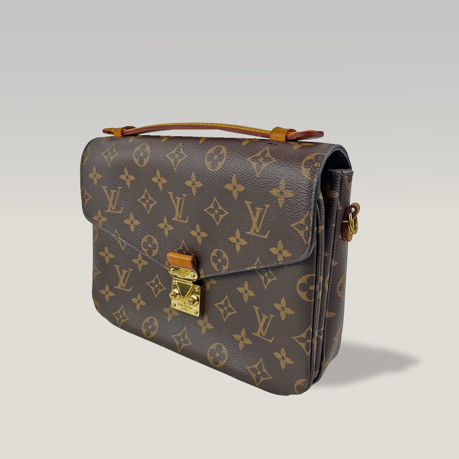 Louis Vuitton Pochette Métis Monogram Canvas Crossbody & Top Handle Bag