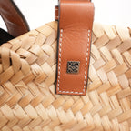 Loewe Basket Bag Medium in Palma Intrecciata e Pelle di Vitello Cuoio