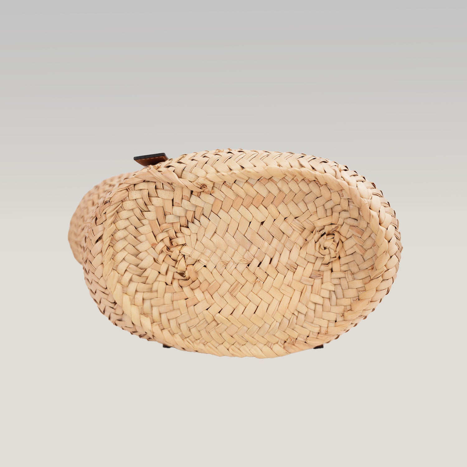 Loewe Basket Bag Medium in Palma Intrecciata e Pelle di Vitello Cuoio
