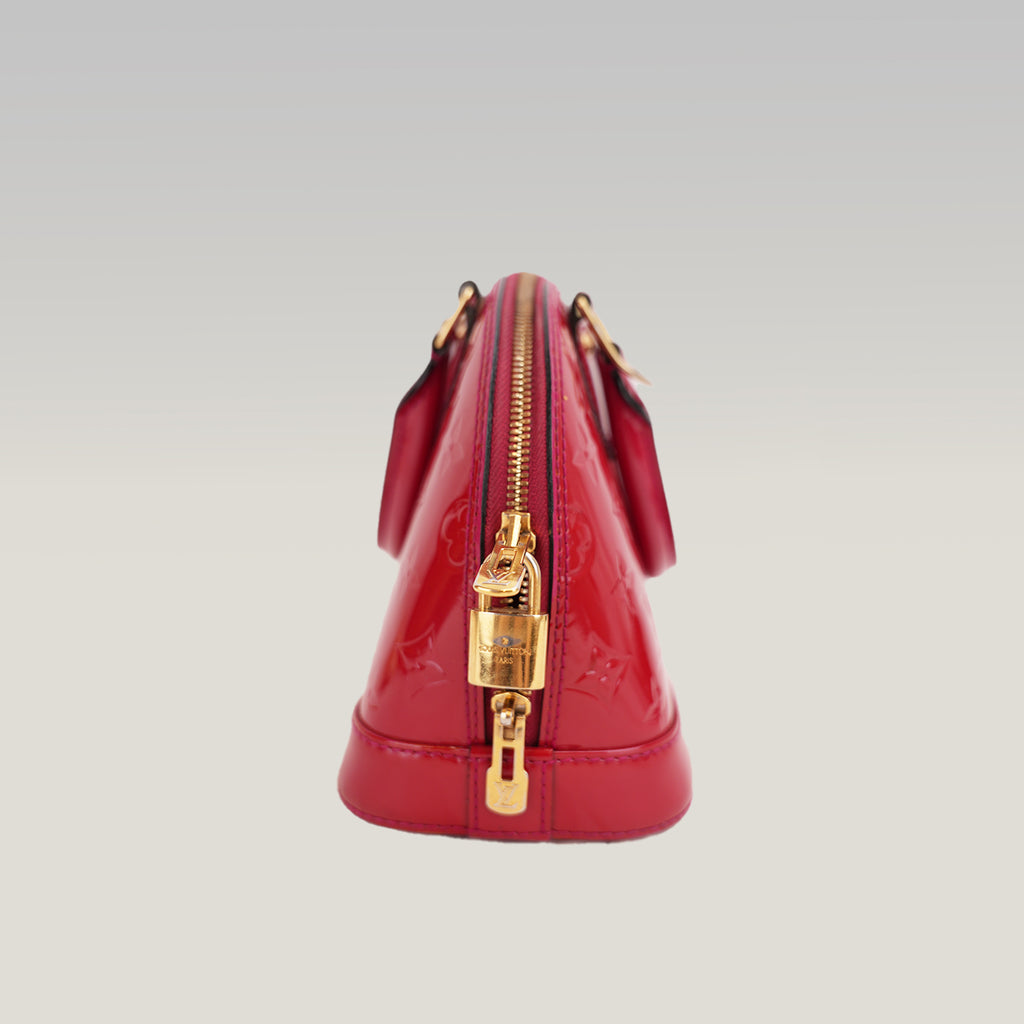 Louis Vuitton Alma BB Monogram Vernis Rosso Ciliegia – Borsa a Mano in Pelle Verniciata