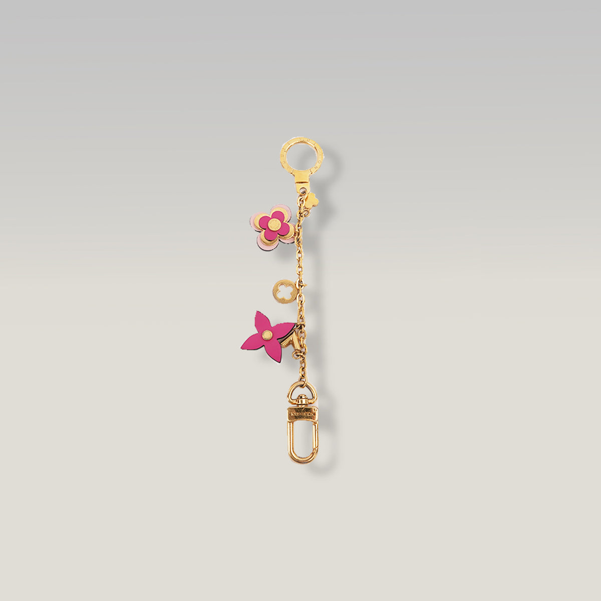 Louis Vuitton Blooming Flowers M67288 Charm per Borsa e Portachiavi in Metallo Dorato con Fiori Monogram Rosa e Fucsia