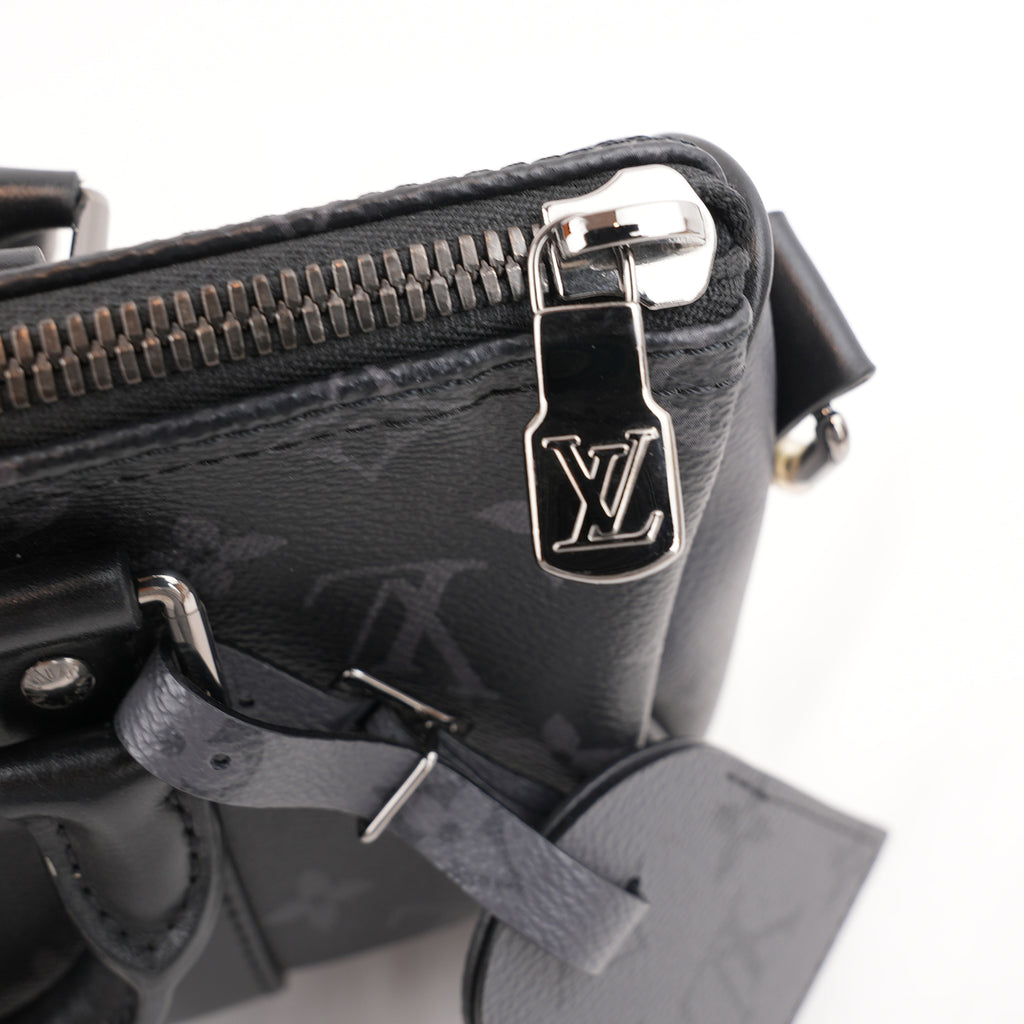 Louis Vuitton Keepall Bandoulière 25 Borsa da Viaggio Mini in Tela Monogram Eclipse Nera e Grigia con Finiture in Pelle