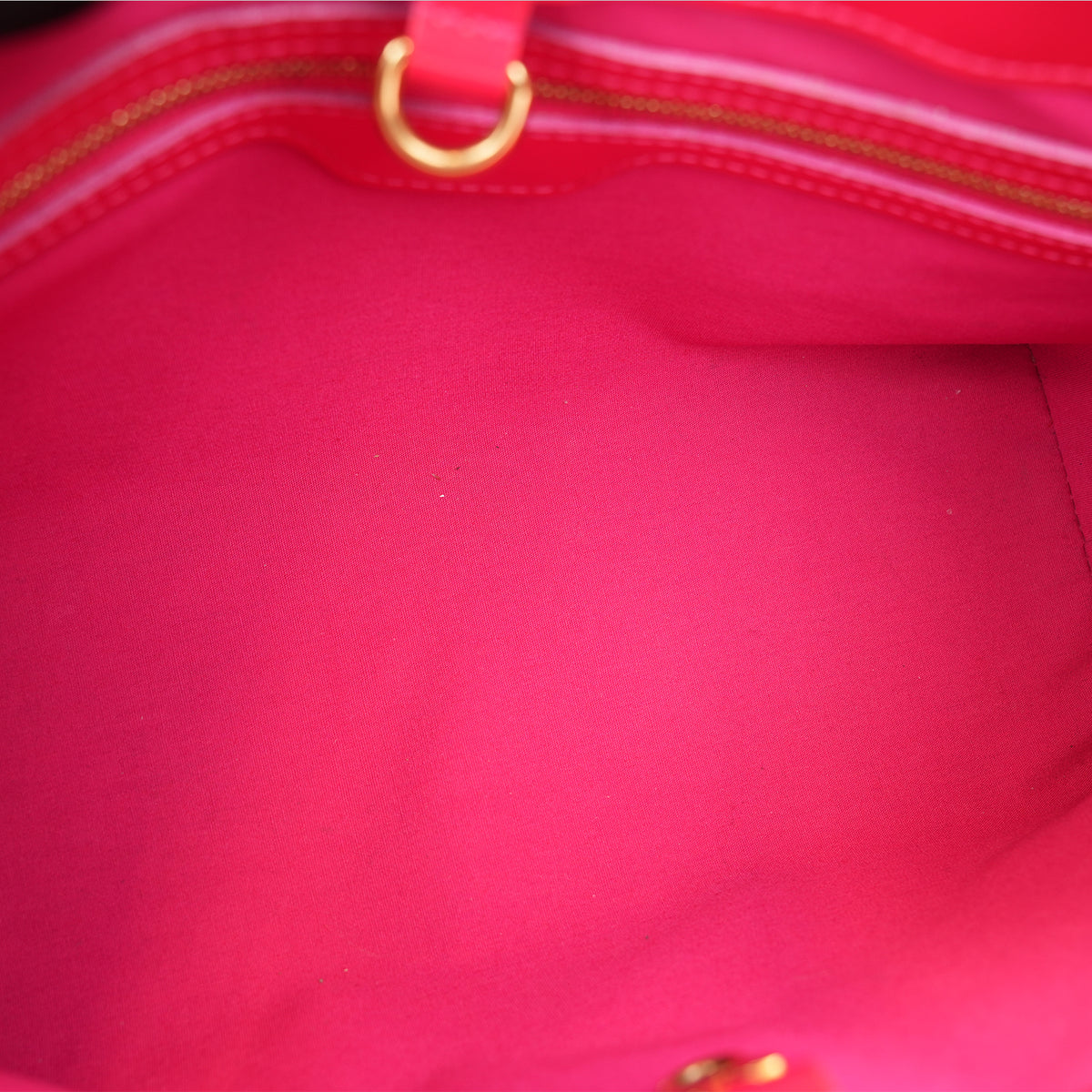 Louis Vuitton Wilshire PM Rosa Fucsia in Pelle Vernis Monogram Verniciata