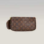 Louis Vuitton Multi Pochette Accessoires Monogram con Tracolla Verde in Tela Cerata e Pelle