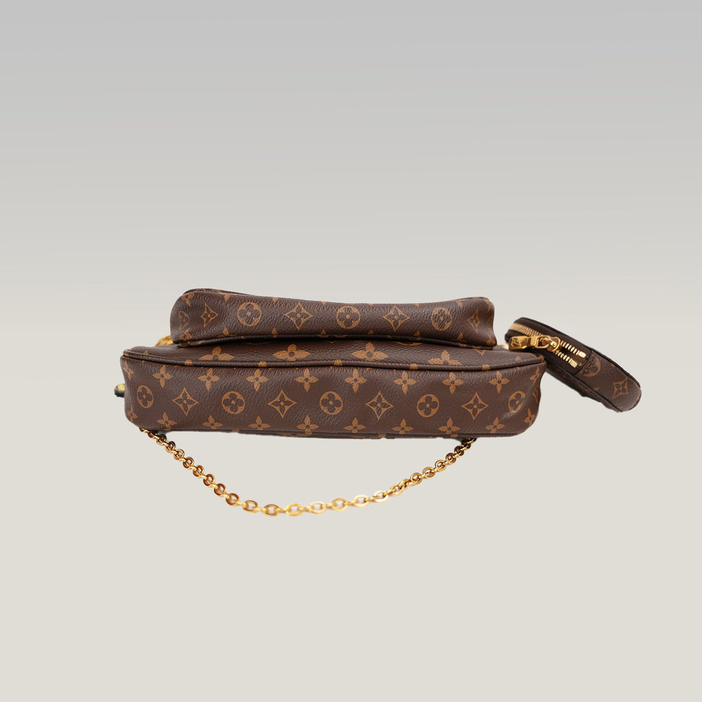 Louis Vuitton Multi Pochette Accessoires Monogram con Tracolla Verde in Tela Cerata e Pelle