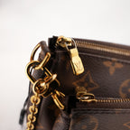 Louis Vuitton Multi Pochette Accessoires Monogram con Tracolla Verde in Tela Cerata e Pelle