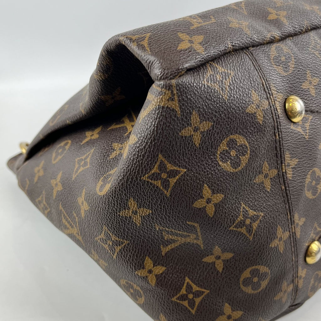Louis Vuitton Artsy MM 42 Borsa a Spalla in Tela Monogram con Manico in Vacchetta