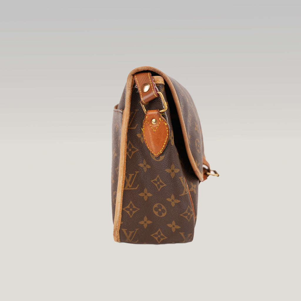 Louis Vuitton Gibecière MM Vintage Borsa a Tracolla in Tela Monogram Marrone
