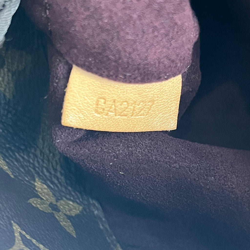 Louis Vuitton Montaigne MM Borsa a Mano e Tracolla in Tela Monogram con Finiture in Vacchetta