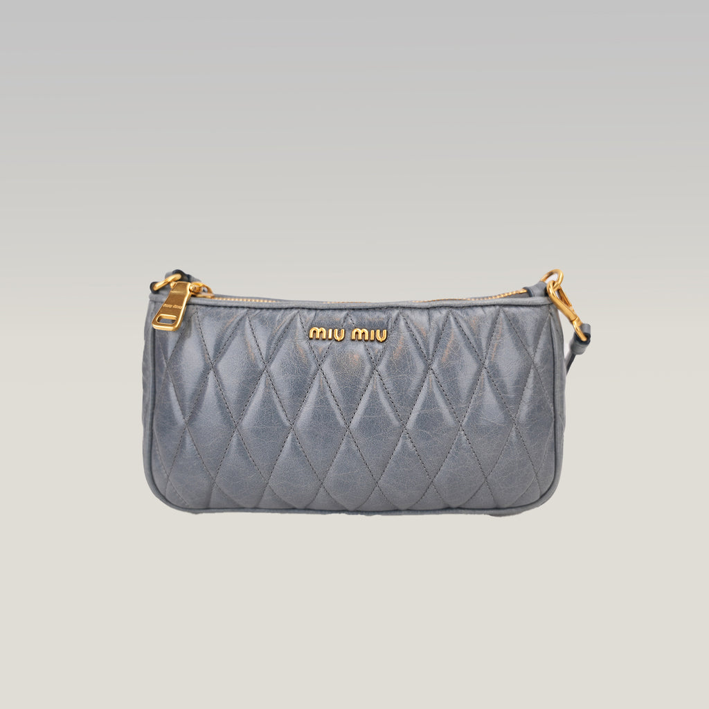 Miu Miu Matelassé Blu Mini Borsa a Spalla in Pelle con Logo Oro