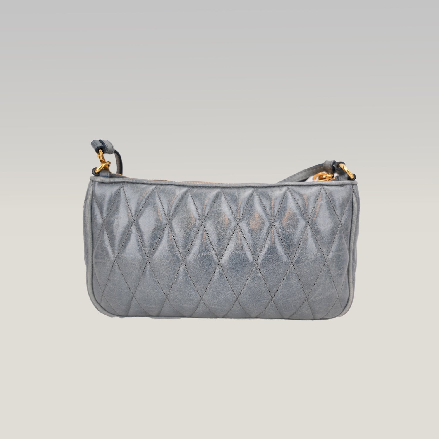 Miu Miu Matelassé Blu Mini Borsa a Spalla in Pelle con Logo Oro