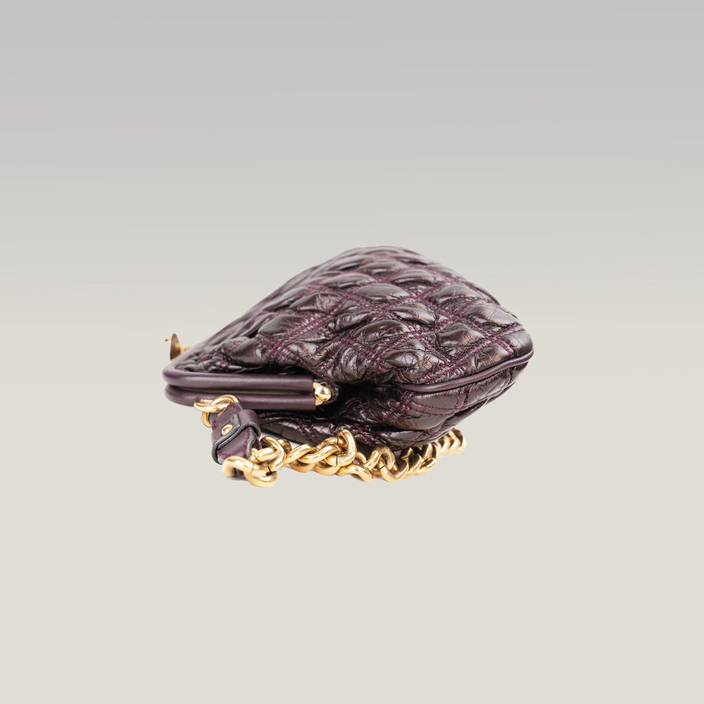 Marc Jacobs Borsa a Tracolla in Pelle Matelassé Bordeaux con Chiusura a Scatto e Catena Dorata