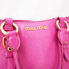 Miu Miu Fuchsia Leather Tote Bag in Pelle Martellata Rosa con Logo Dorato