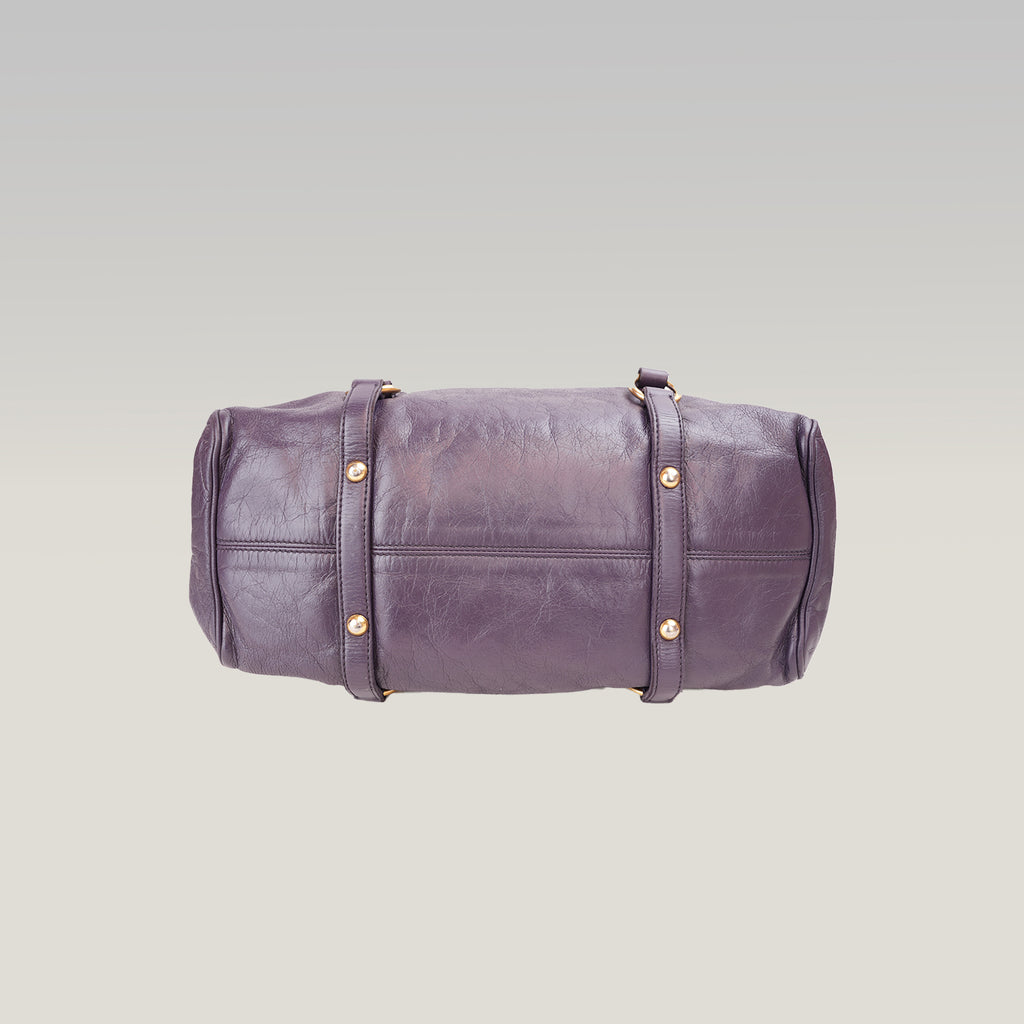 Miu Miu Vitello Lux Bow Borsa a Mano in Pelle Viola Effetto Vintage con Dettagli Dorati