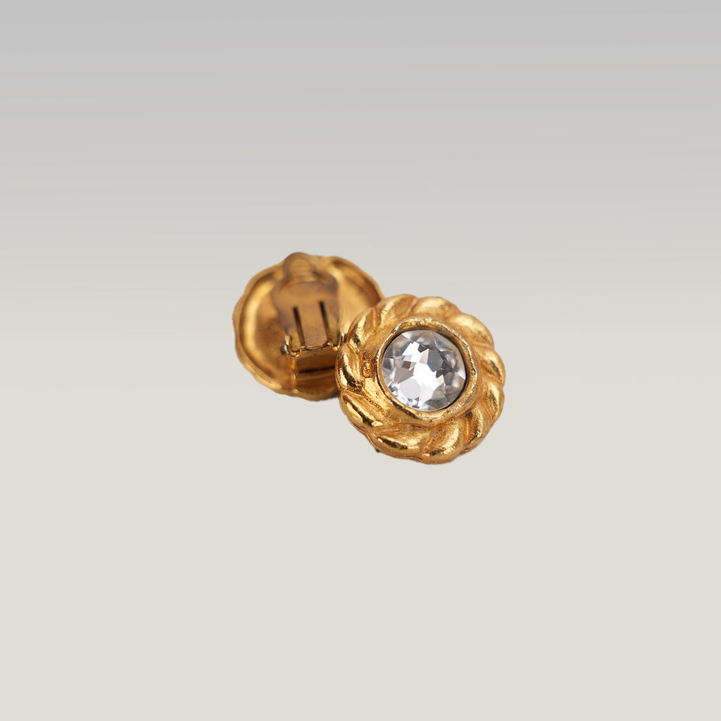 Chanel Orecchini a Clip Vintage in Lega Metallica Dorata con Grande Strass Centrale