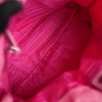 Prada Tessuto Borsa a Spalla Rosa in Nylon con Dettagli in Pelle