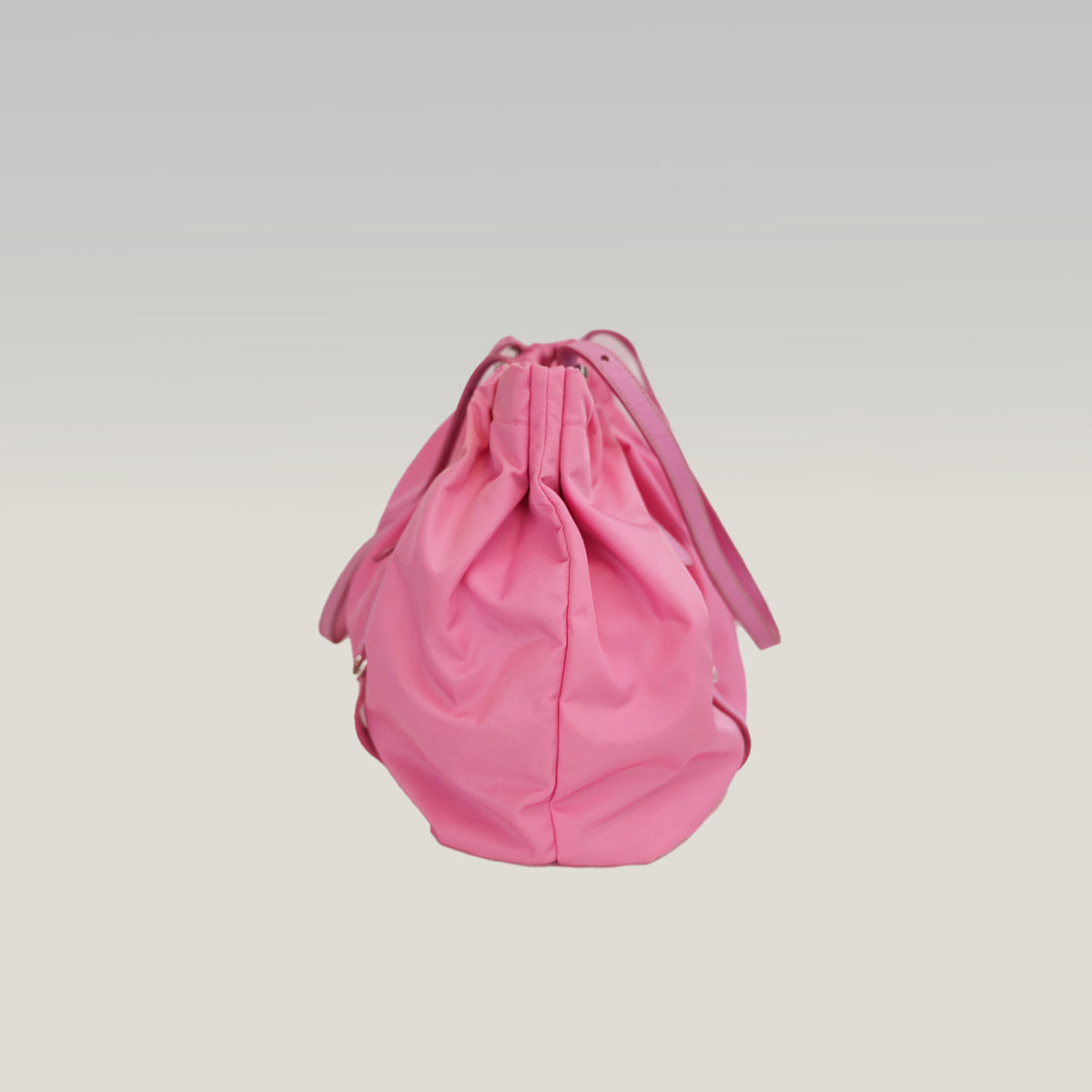 Prada Tessuto Borsa a Spalla Rosa in Nylon con Dettagli in Pelle