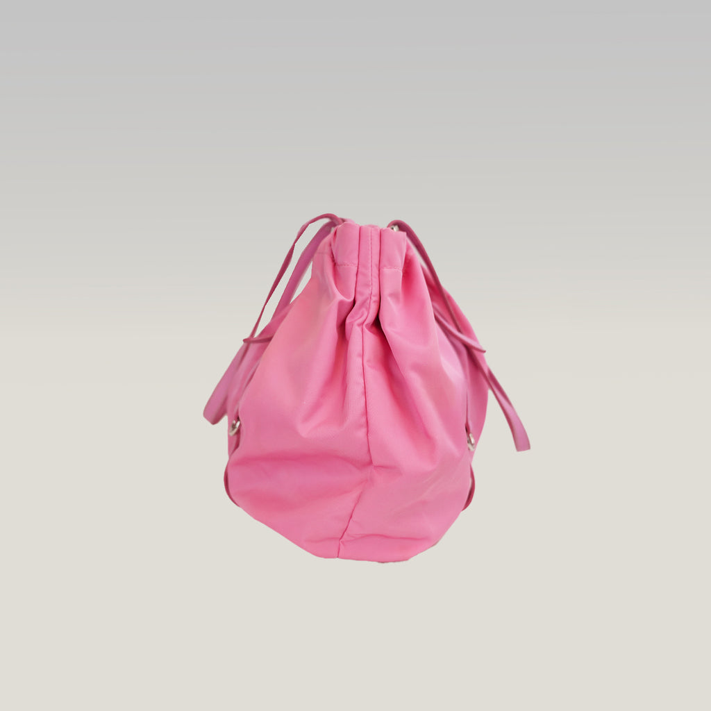 Prada Tessuto Borsa a Spalla Rosa in Nylon con Dettagli in Pelle