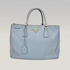 Prada Galleria Grande in Pelle Saffiano Azzurra con Logo Triangolo