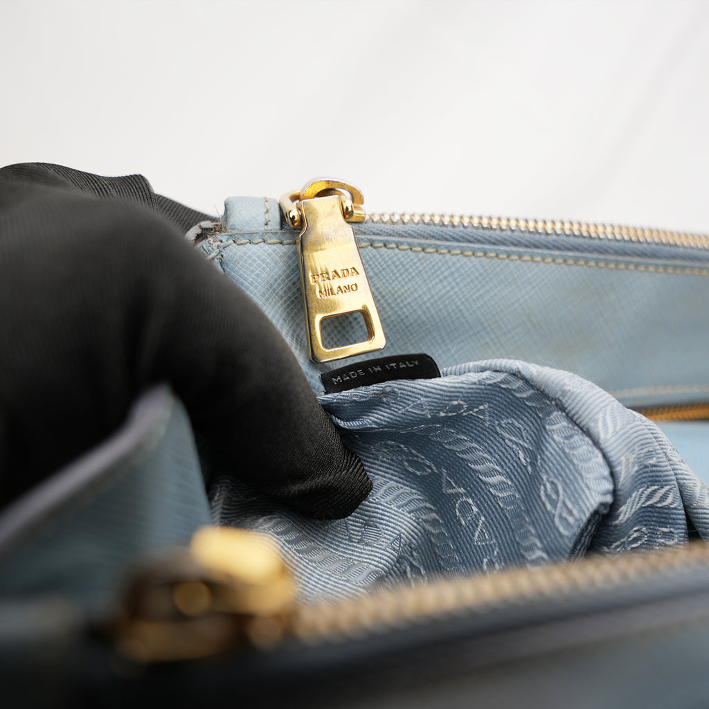 Prada Galleria Grande in Pelle Saffiano Azzurra con Logo Triangolo