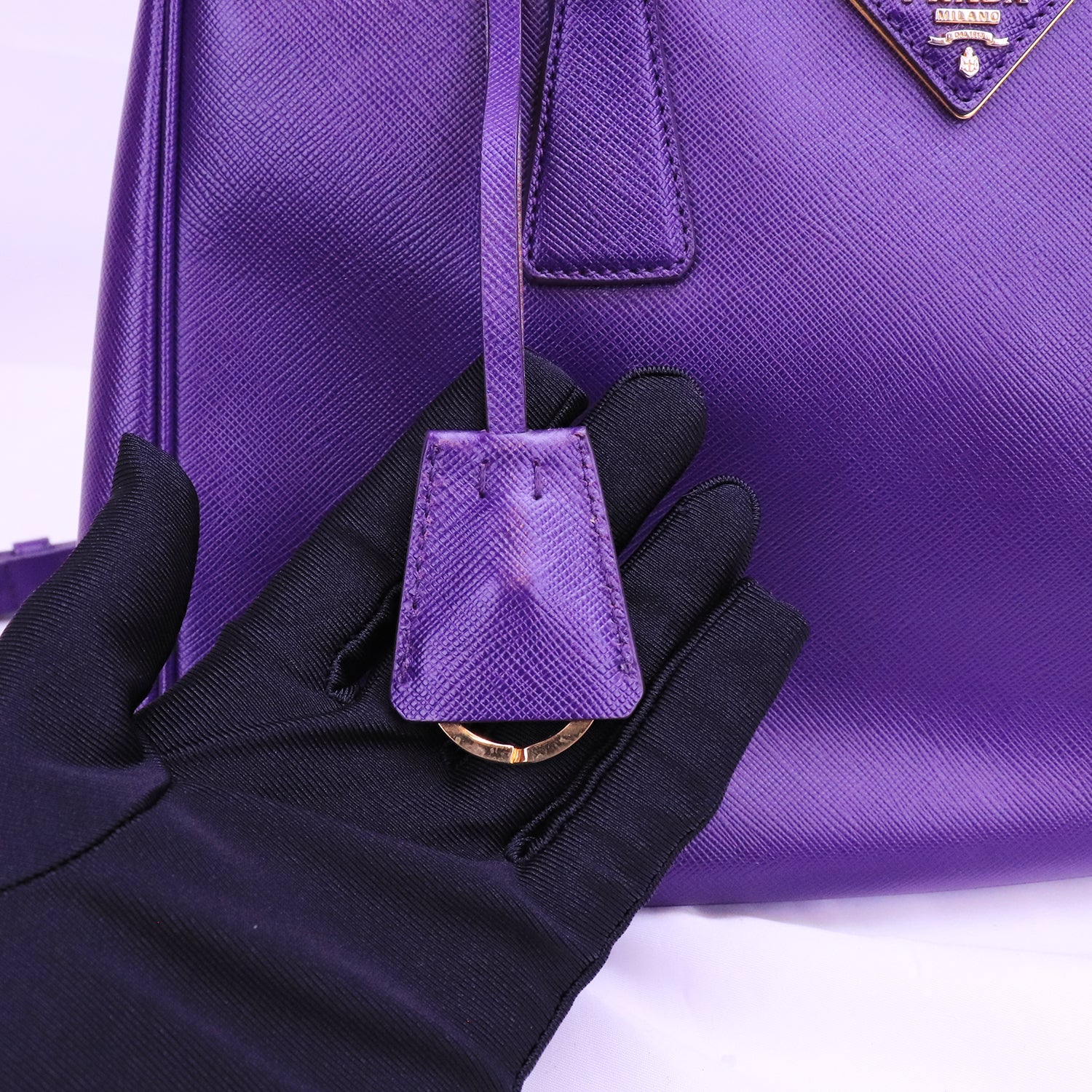 Prada Galleria Medium in Purple Saffiano Leather 