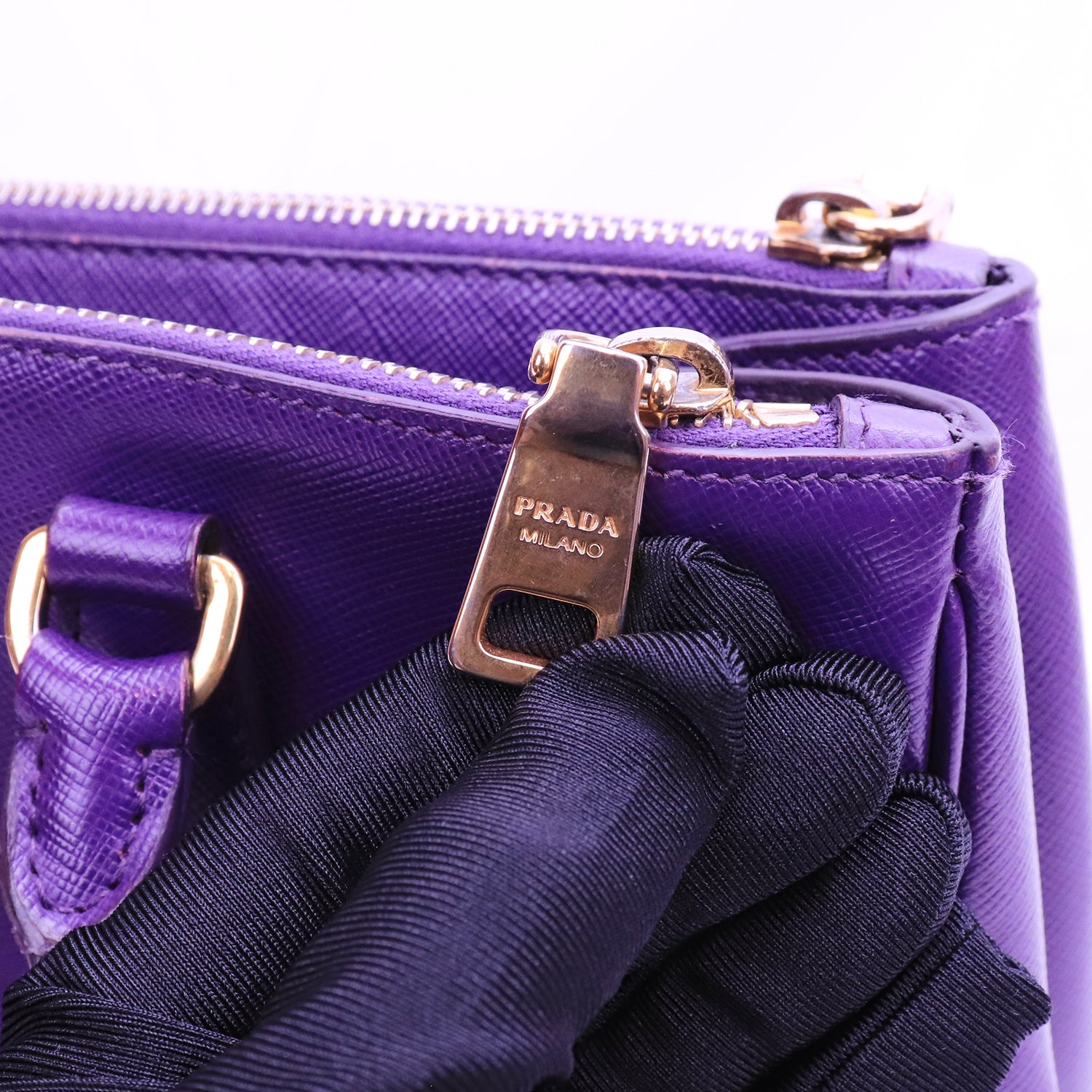 Prada Galleria Medium in Purple Saffiano Leather 