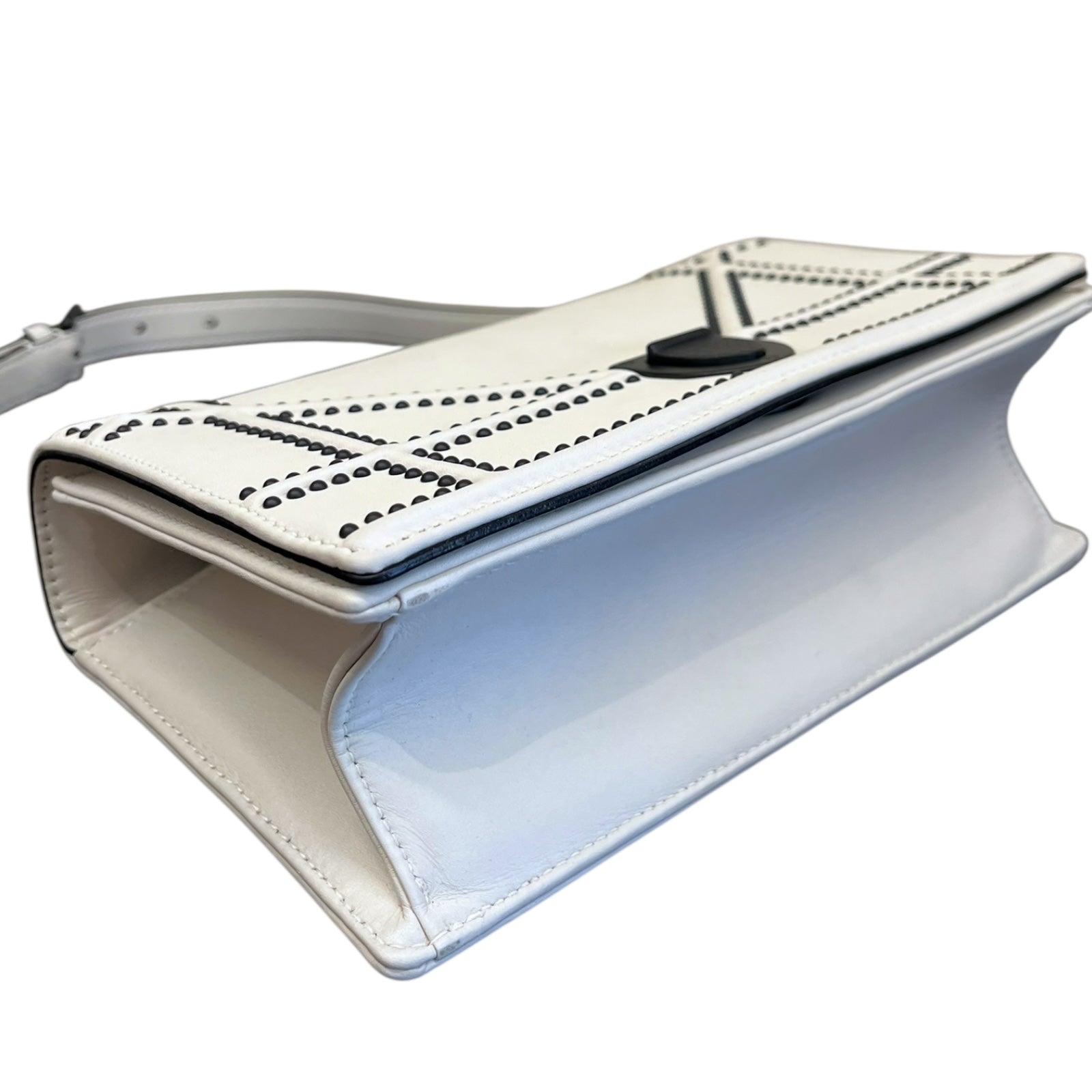 Dior Diorama Shoulder Bag Archicannage