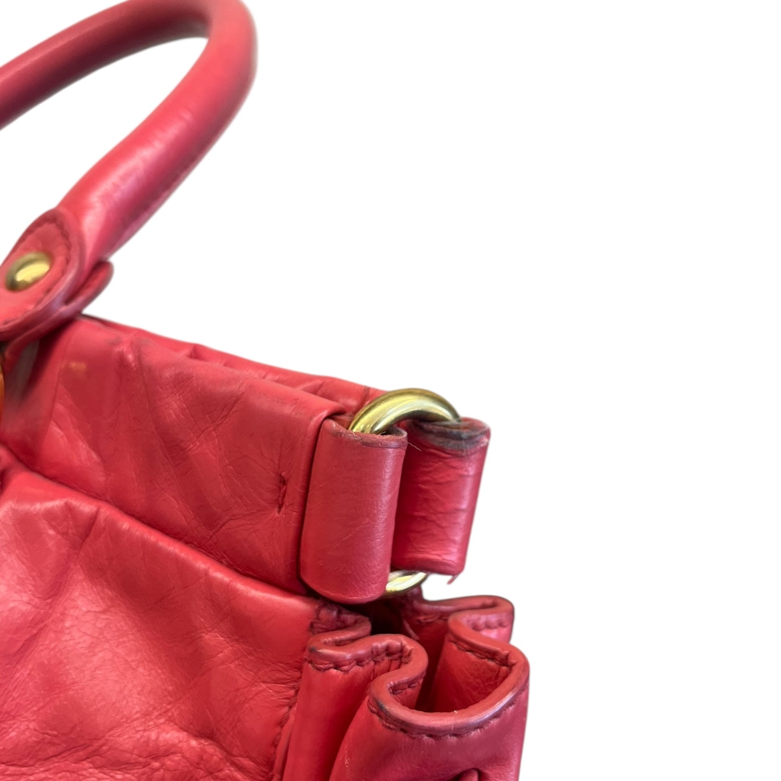 Miu Miu Vitello Shoulder bag in pink