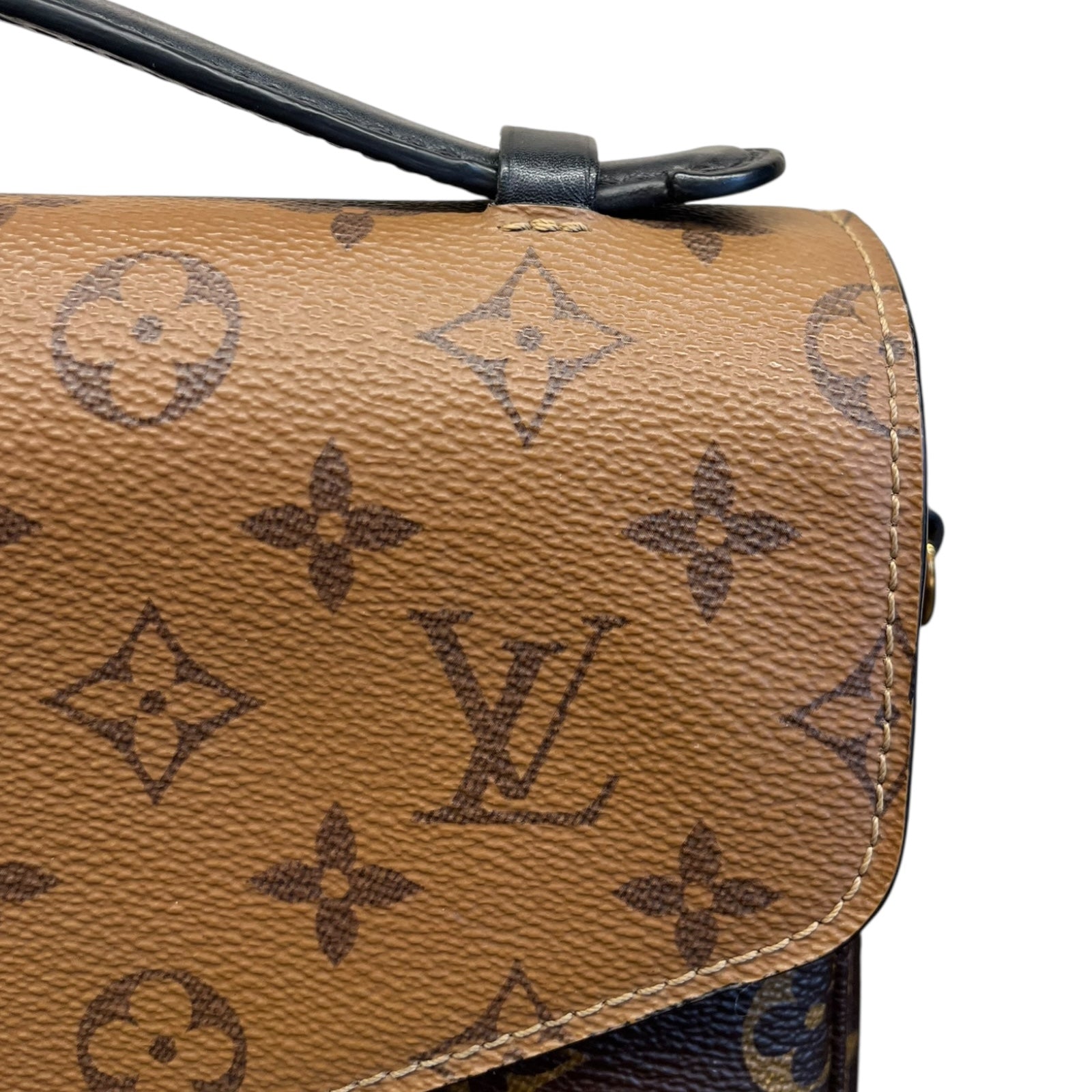Louis Vuitton Metis color-block design