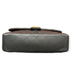 Chanel Medium Flap – Borsa Trapuntata con Tracolla a Catena Decorata con Perle