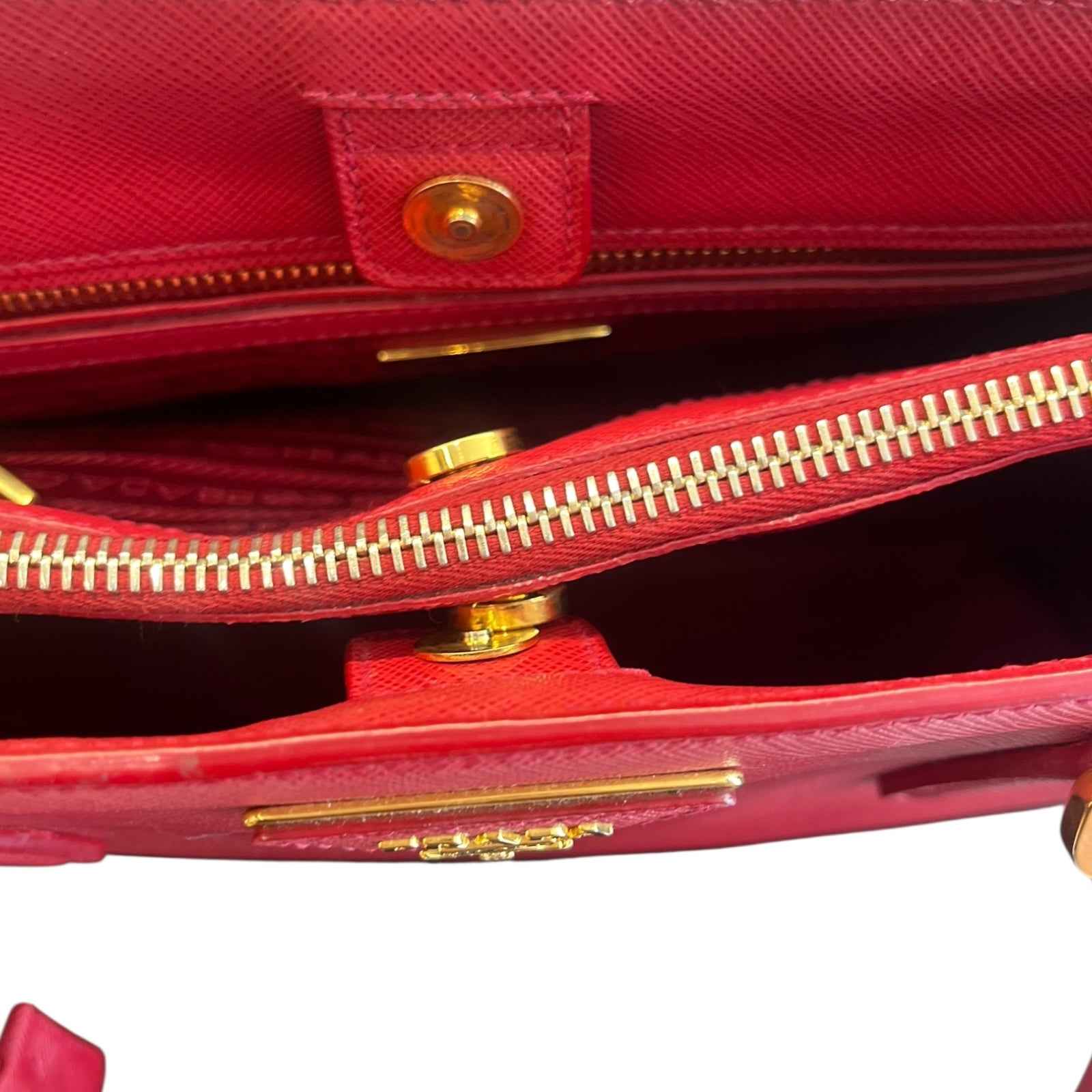 Prada Galleria Shoulder Bag in Red color Medium size
