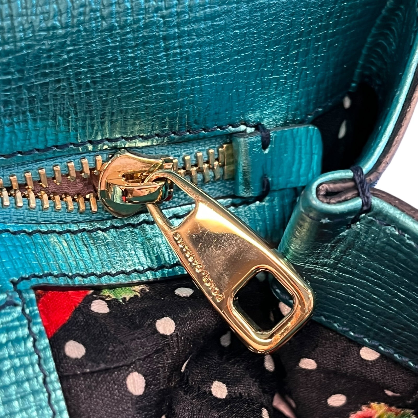 Dolce&Gabbana Silicy Shoulder Bag in iridescent blue and green