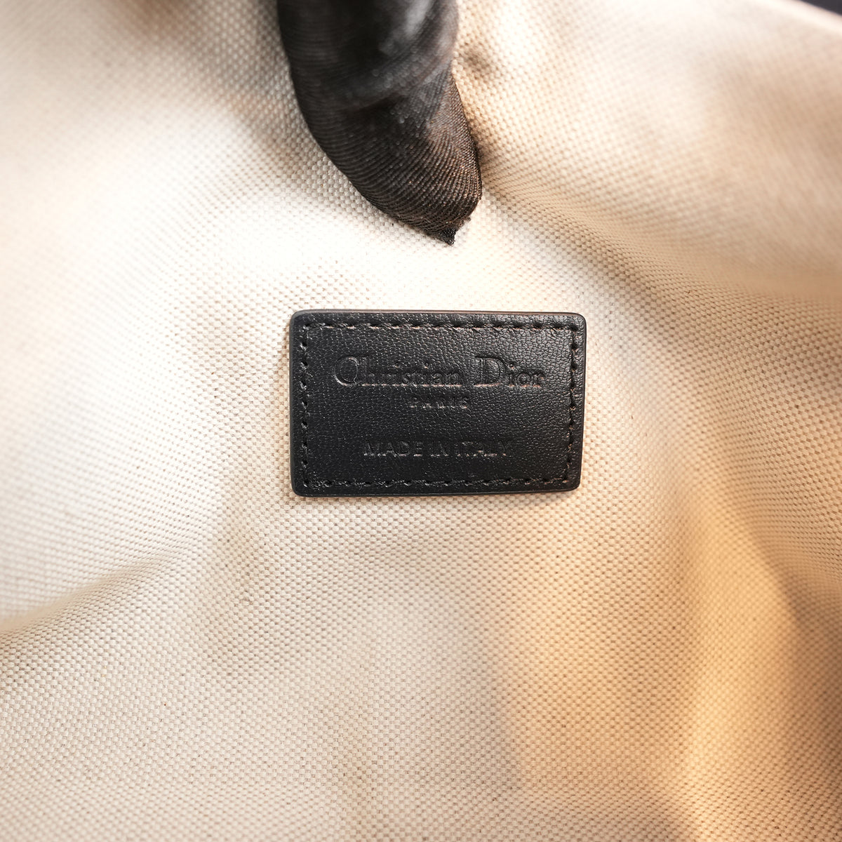 Dior DiorTravel Nomad Medium in Tela Oblique con Pelle e Dettagli in Pelle Nera