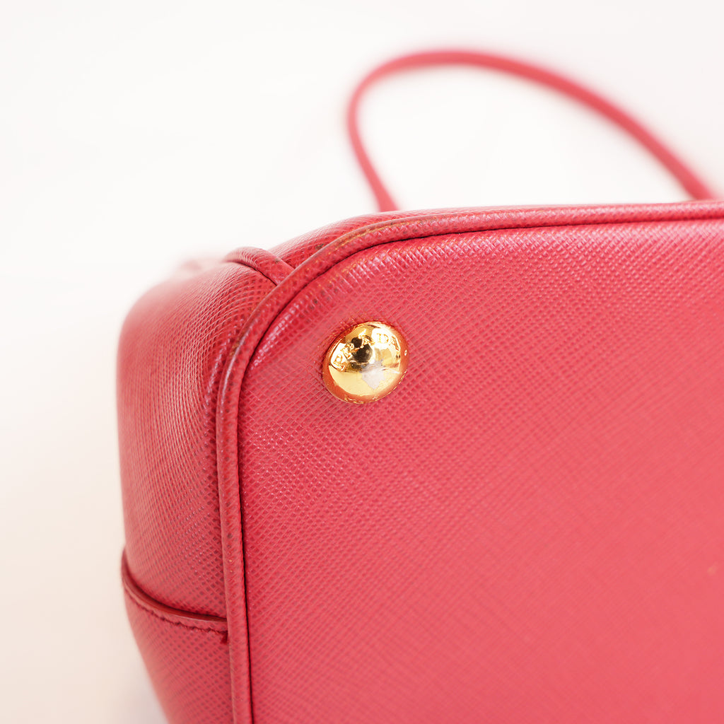 Prada Galleria Borsa a Mano in Pelle Saffiano Rossa con Hardware Dorato