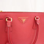 Prada Galleria Borsa a Mano in Pelle Saffiano Rossa con Hardware Dorato