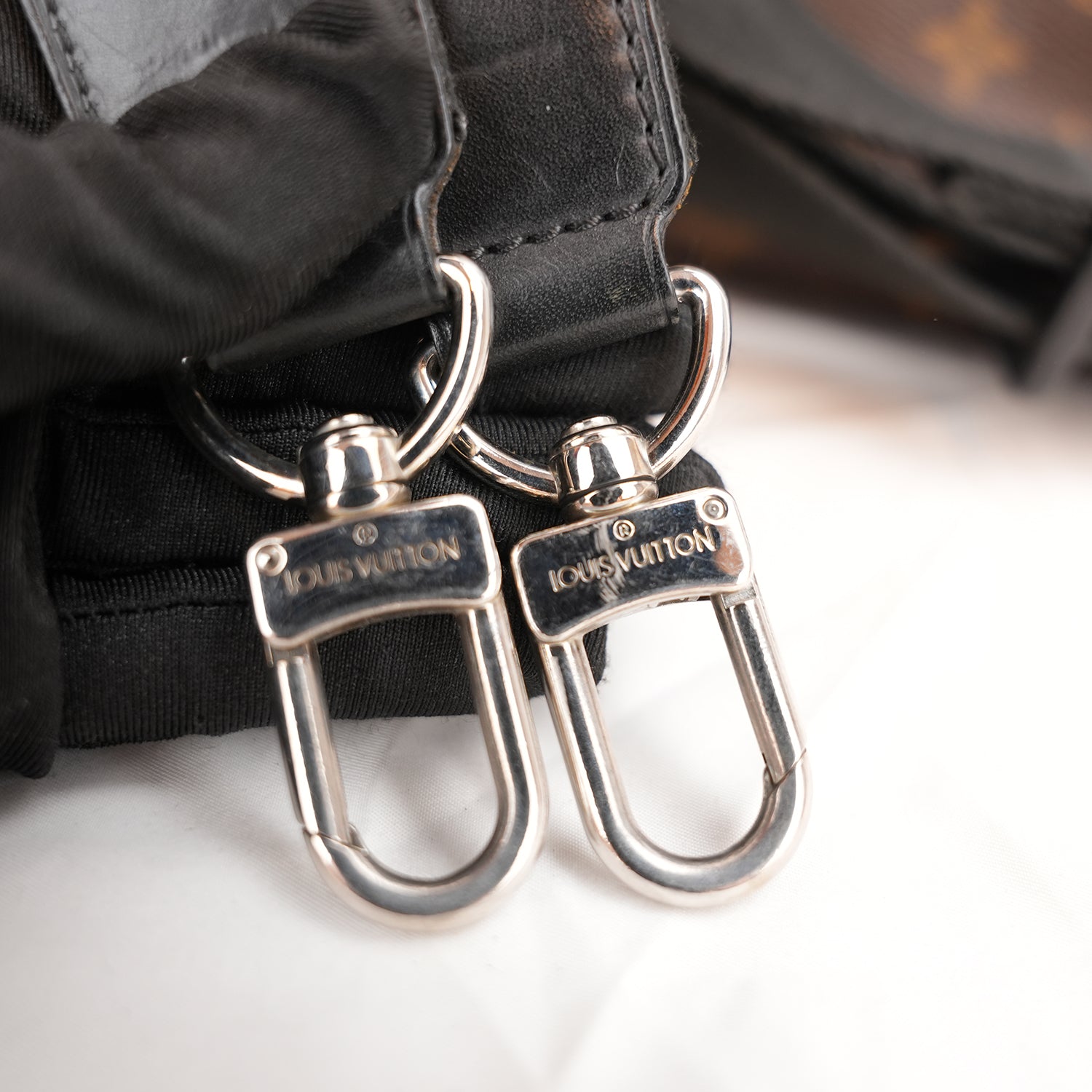 Louis Vuitton Kitan Monogram Macassar – Borsa Tote in Tela Marrone e Pelle Nera