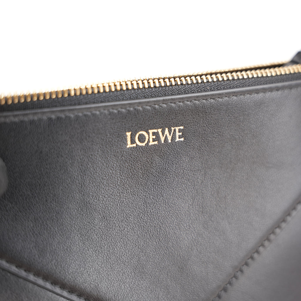 Loewe Puzzle Fold Leather Pouch Black Leather Clutch & Crossbody Bag