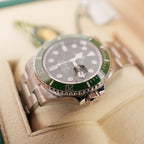 Rolex Submariner Date 126610LV-0002 41 mm in Acciaio Oystersteel con Lunetta Verde – 2024