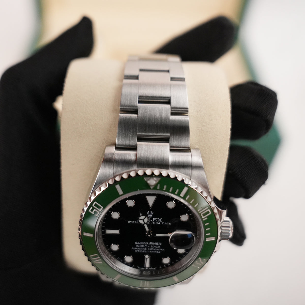 Rolex Submariner Date 126610LV-0002 41 mm in Acciaio Oystersteel con Lunetta Verde – 2024
