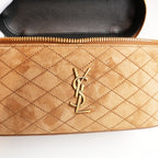 Saint Laurent Gaby Vanity Large Borsa a Mano in Pelle Scamosciata Marrone Cammello Matelassé con Logo YSL e Dettagli Dorati
