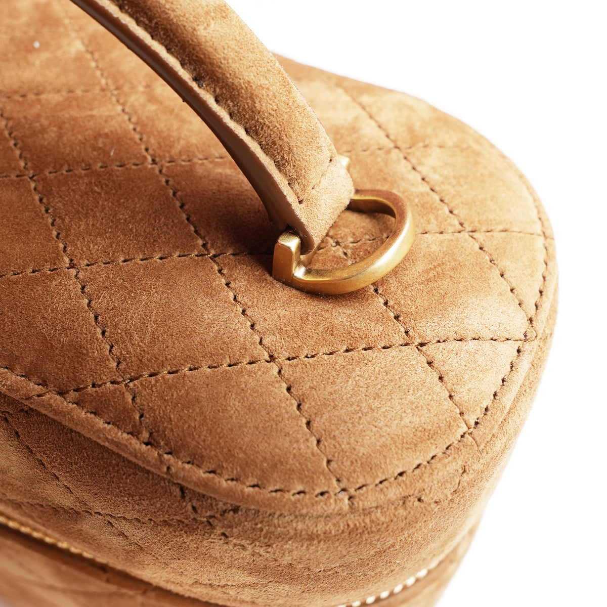 Saint Laurent Gaby Vanity Large Borsa a Mano in Pelle Scamosciata Marrone Cammello Matelassé con Logo YSL e Dettagli Dorati