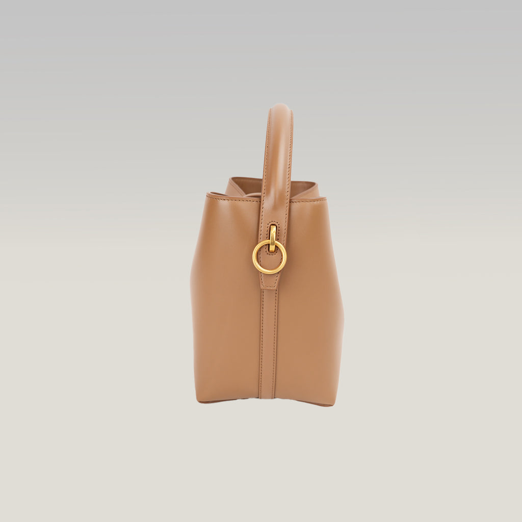 Saint Laurent Le 37 Small Borsa Secchiello in Pelle di Vitello Marrone Cognac con Logo YSL Dorato
