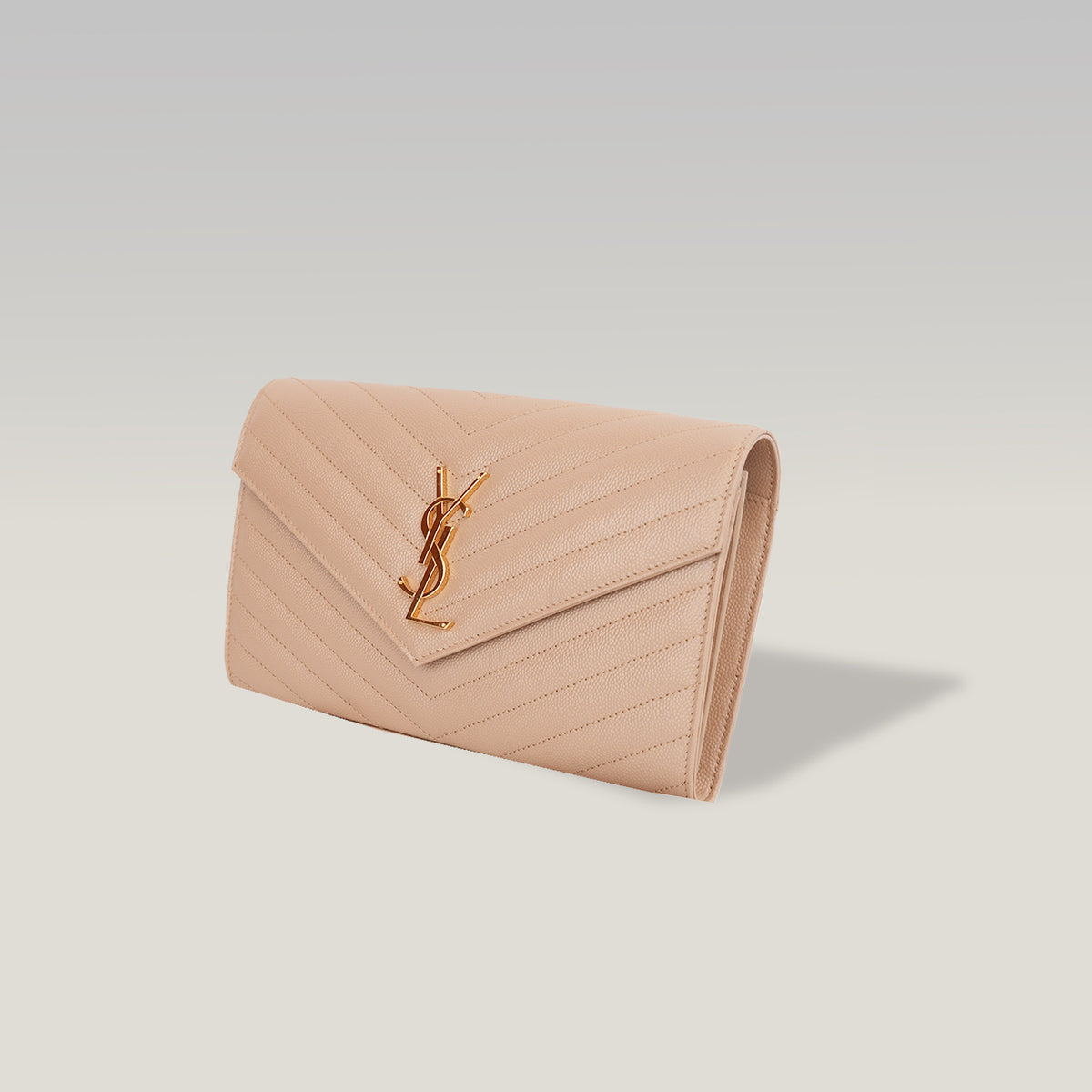 Saint Laurent Cassandra WOC Beige Nude in Pelle Matelassé Chevron con Logo YSL Dorato