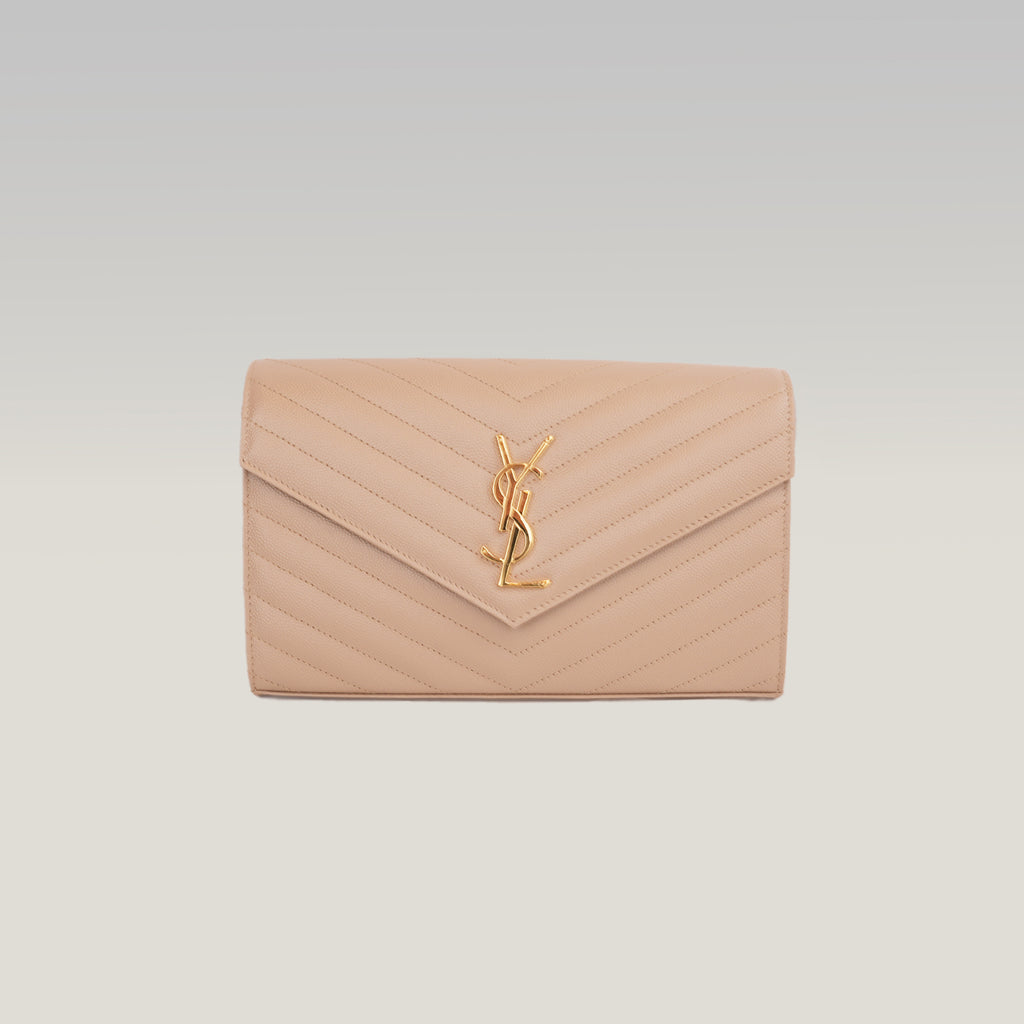 Saint Laurent Cassandra WOC Beige Nude in Pelle Matelassé Chevron con Logo YSL Dorato