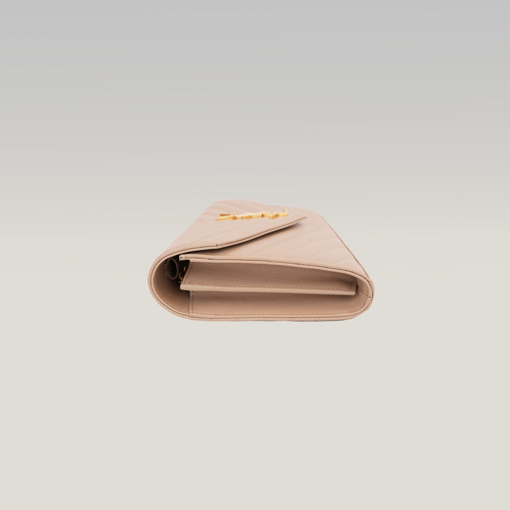 Saint Laurent Cassandra WOC Beige Nude in Pelle Matelassé Chevron con Logo YSL Dorato