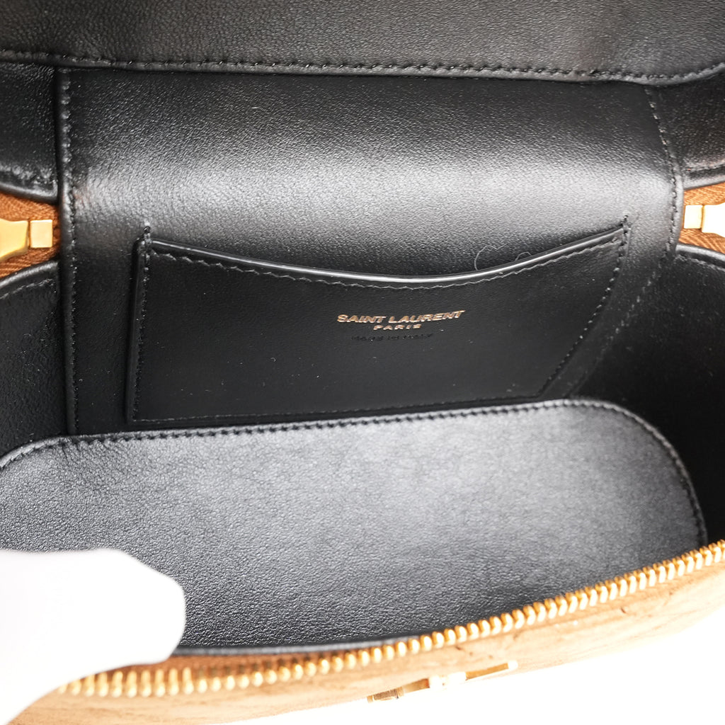 Saint Laurent Gaby Vanity Mini Borsa a Mano in Pelle Scamosciata Marrone Cammello Matelassé con Logo YSL Dorato